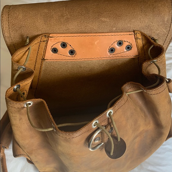 Saddleback Leather Medium Simple Backpack - Picture 6 of 7